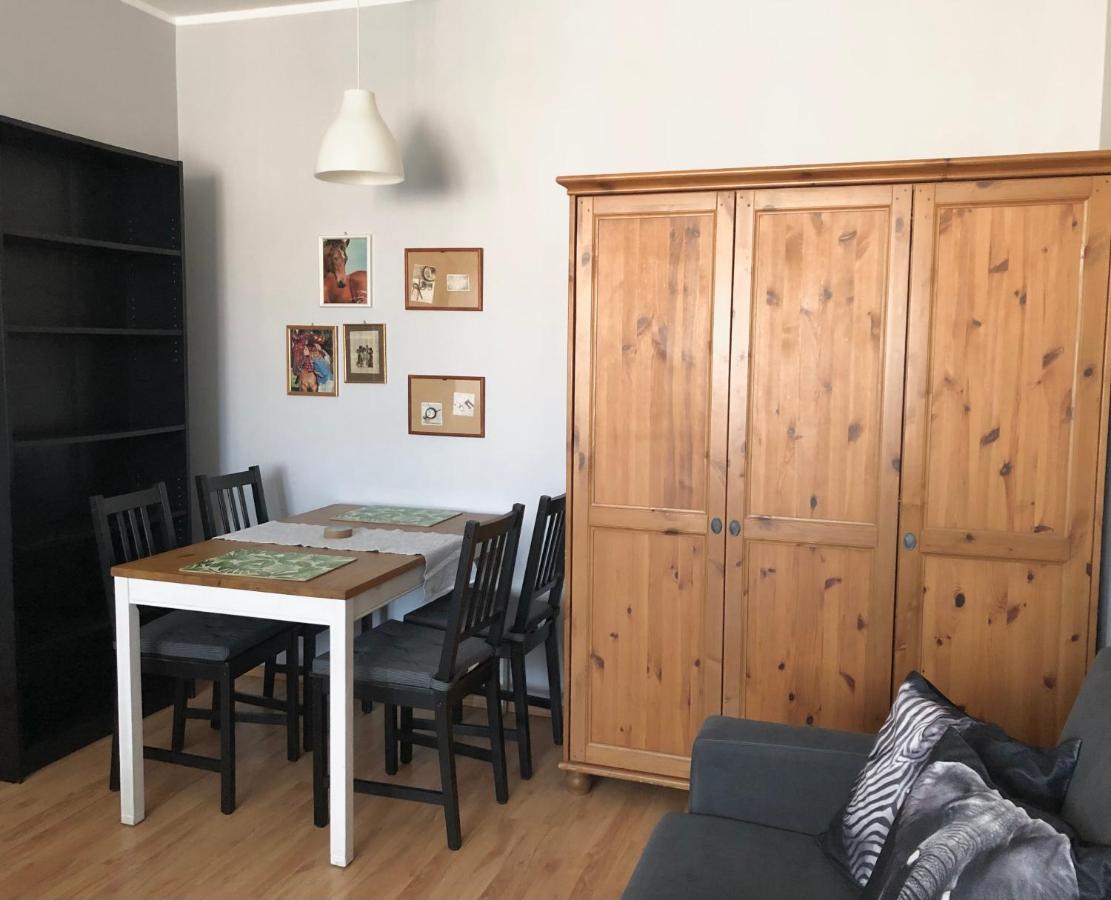 Apartament Family Wroclaw Z Klimatyzacja Parking Apartment Ngoại thất bức ảnh