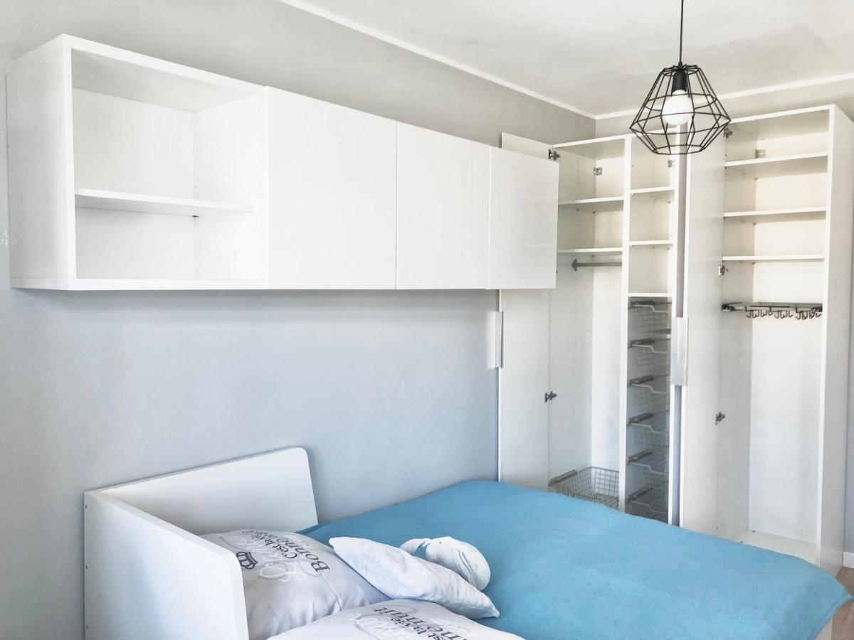 Apartament Family Wroclaw Z Klimatyzacja Parking Apartment Ngoại thất bức ảnh