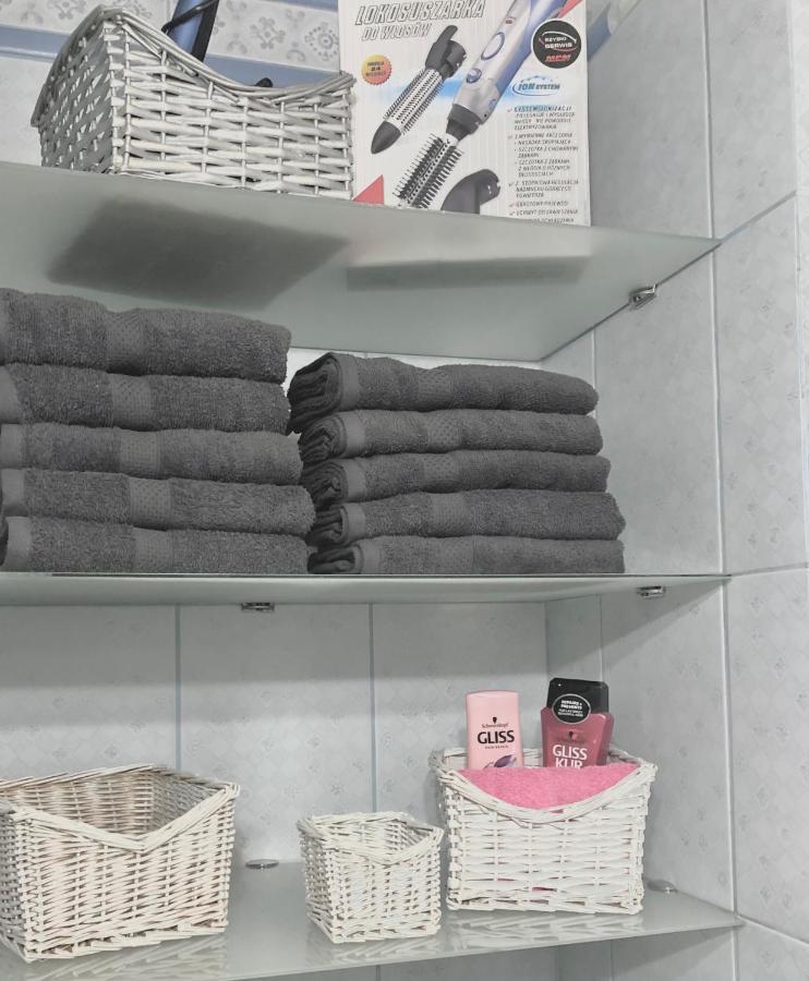Apartament Family Wroclaw Z Klimatyzacja Parking Apartment Ngoại thất bức ảnh